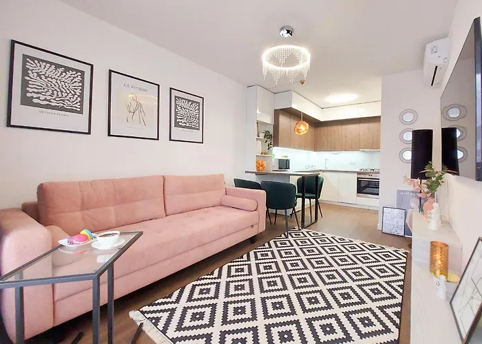 Vip Greenville * リヴィウ